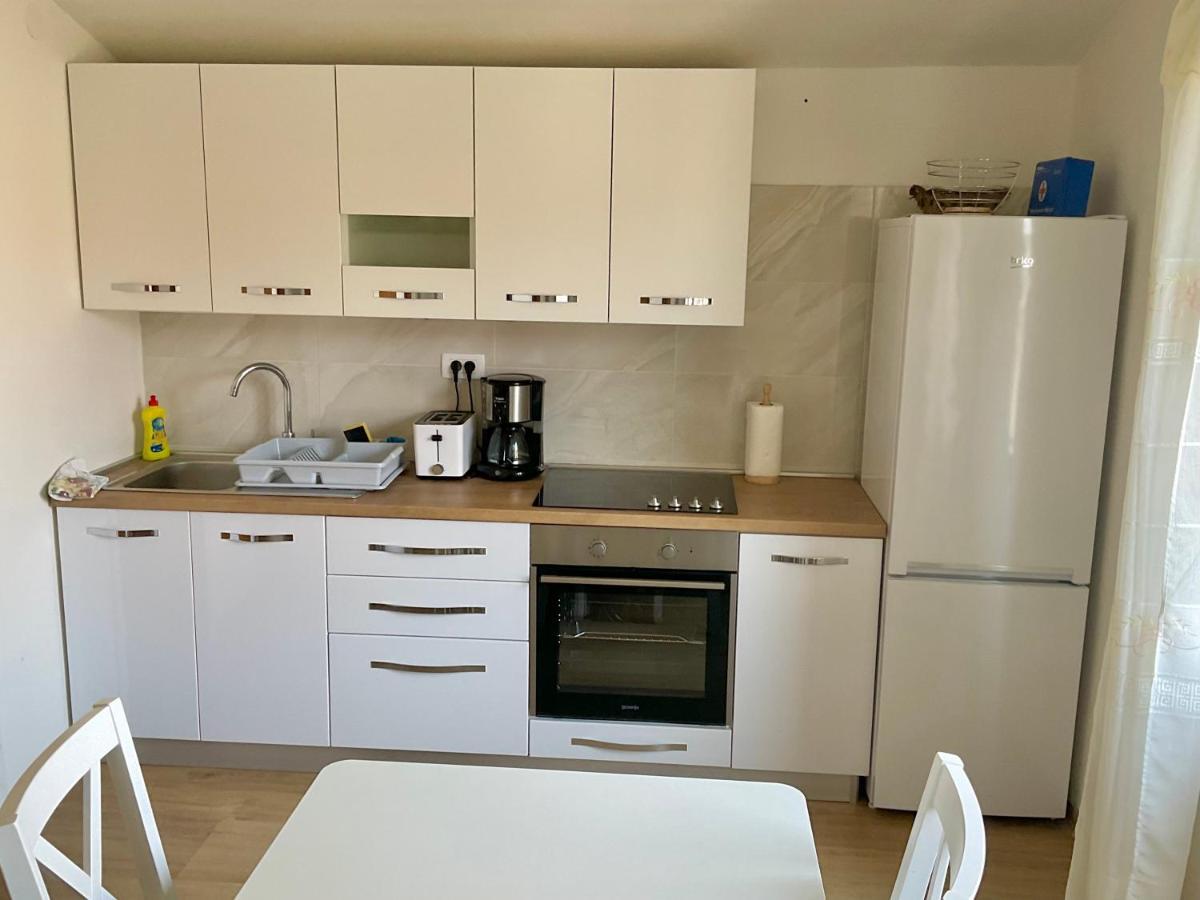 Apartmani Piculo Primošten Extérieur photo